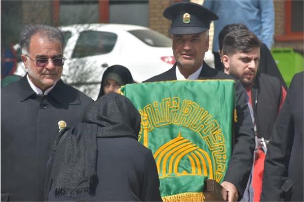 حضور کاروان خدام آستان قدس در بیمارستان دکتر محمد کرمانشاهی