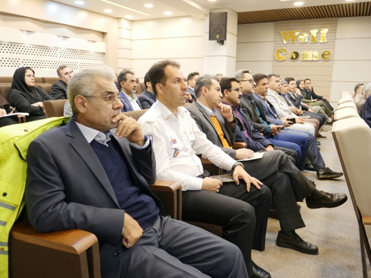 تقدیر از روابط عمومی